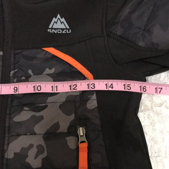 SNOZU Boys Jacket Black/Green. Size (5/6) - Picture 11 of 13